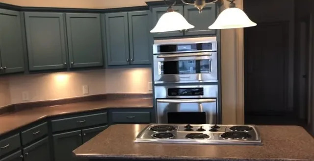 federal-way-kitchen-cabinet-painting